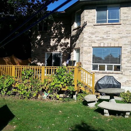 Maria'S Homestay Thornhill Extérieur photo