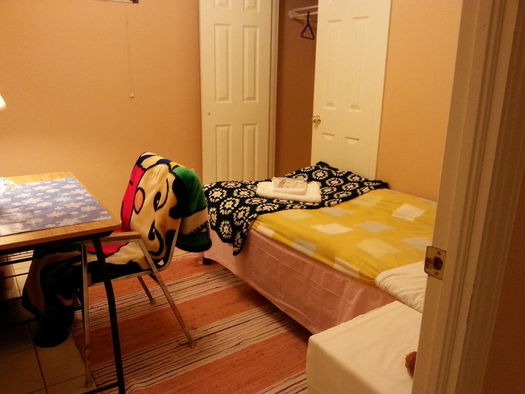 Maria'S Homestay Thornhill Chambre photo