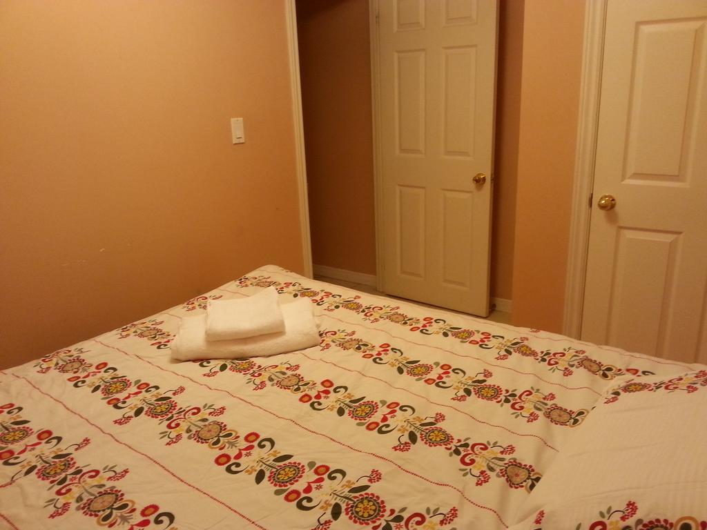 Maria'S Homestay Thornhill Chambre photo