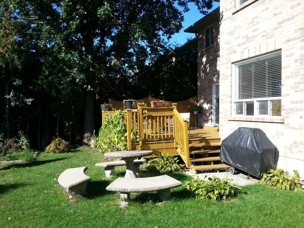 Maria'S Homestay Thornhill Extérieur photo